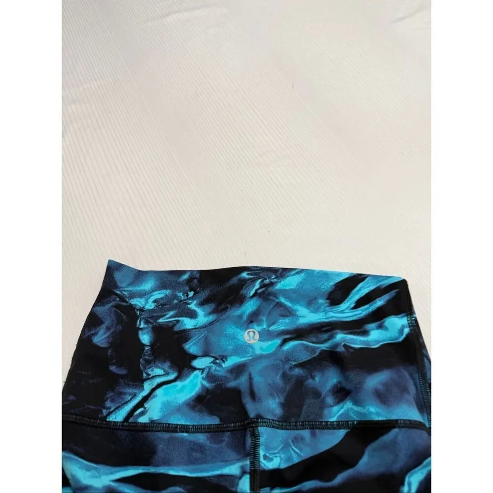 Lululemon Blue and Black Marble Print Leggings Size 6